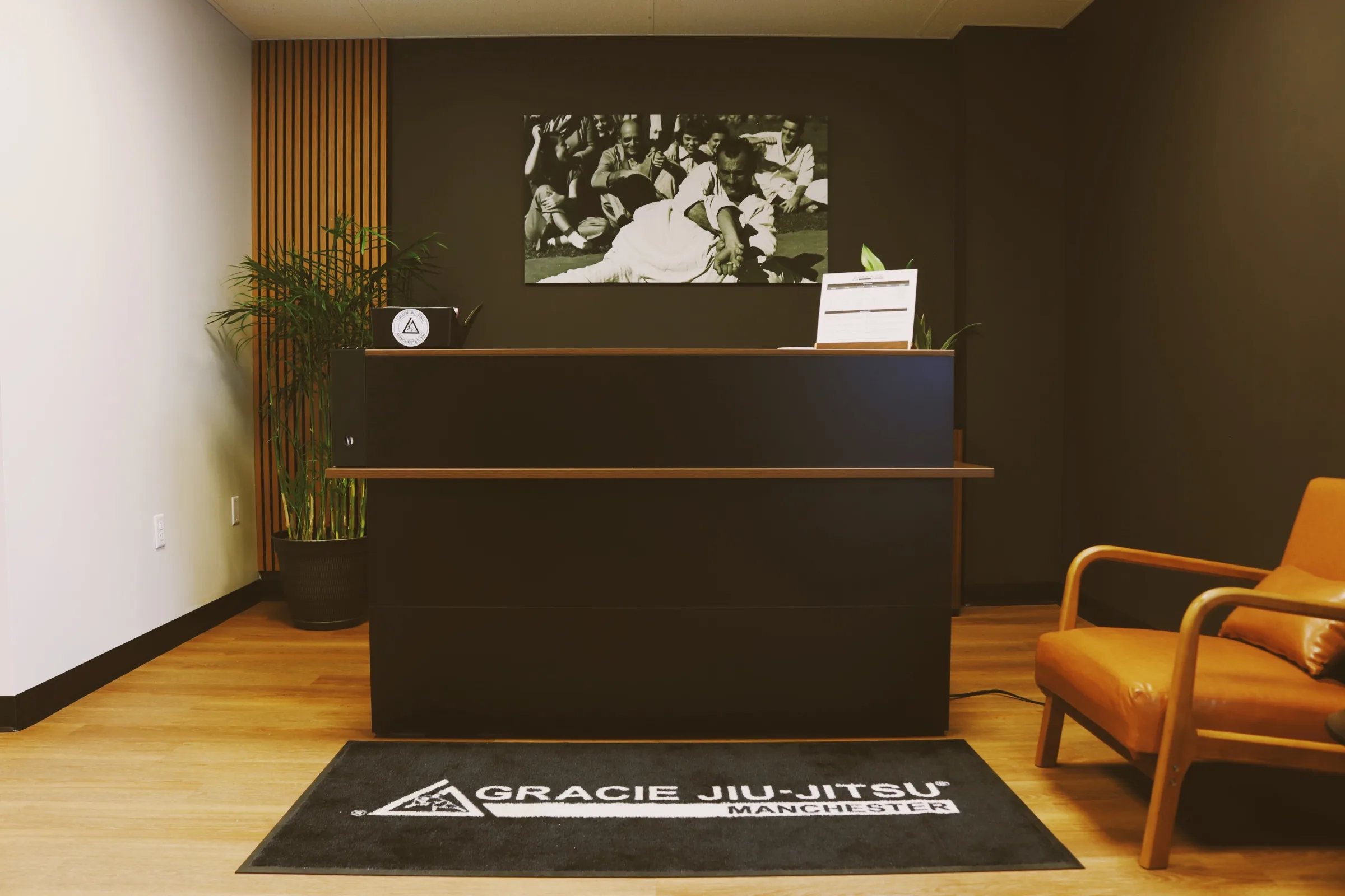 The academy's reception desk and waiting area.